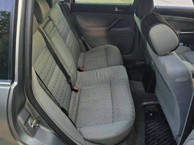 Серый Фольксваген Пассат Вариант, объемом двигателя 2.5 л и пробегом 390 тыс. км за 3400 $, фото 3 на Automoto.ua