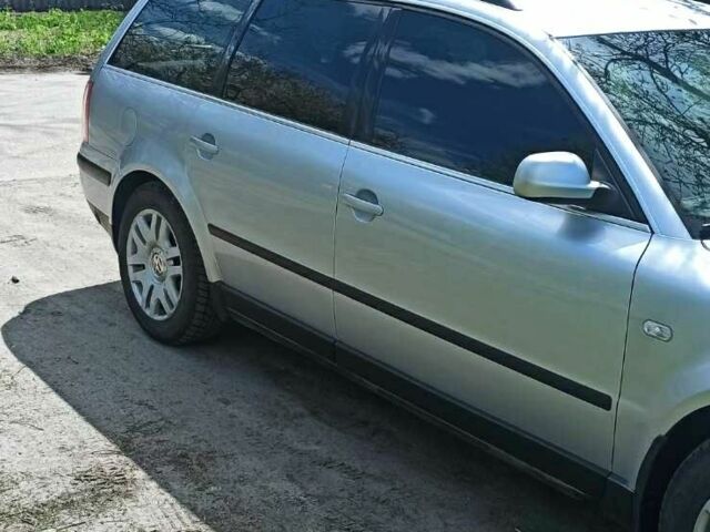 Серый Фольксваген Пассат Вариант, объемом двигателя 1.8 л и пробегом 226 тыс. км за 4999 $, фото 1 на Automoto.ua