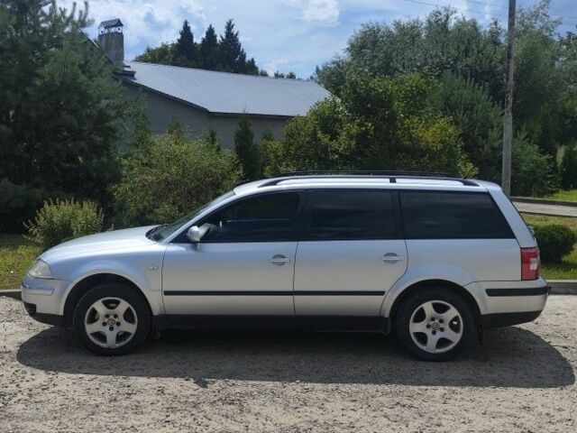 Сірий Фольксваген Пассат Варіант, об'ємом двигуна 1.9 л та пробігом 264 тис. км за 4000 $, фото 2 на Automoto.ua