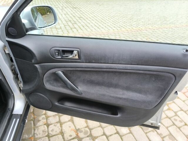 Сірий Фольксваген Пассат Варіант, об'ємом двигуна 1.6 л та пробігом 118 тис. км за 5700 $, фото 17 на Automoto.ua