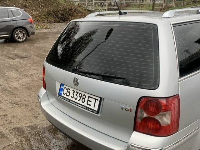 Серый Фольксваген Пассат Вариант, объемом двигателя 2.5 л и пробегом 389 тыс. км за 3000 $, фото 2 на Automoto.ua