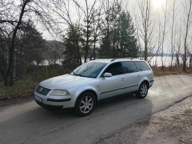 Сірий Фольксваген Пассат Варіант, об'ємом двигуна 1.9 л та пробігом 241 тис. км за 1750 $, фото 6 на Automoto.ua