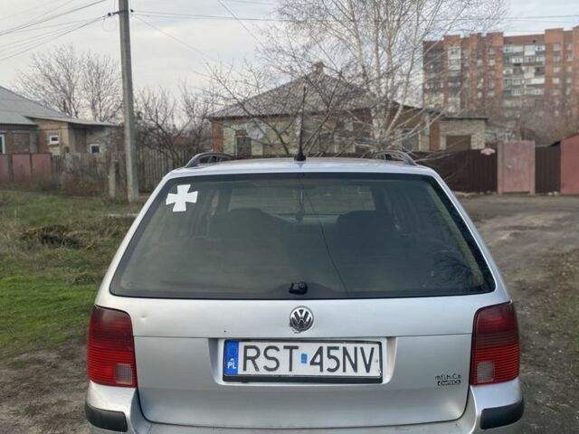 Сірий Фольксваген Пассат Варіант, об'ємом двигуна 4.9 л та пробігом 358 тис. км за 1500 $, фото 2 на Automoto.ua