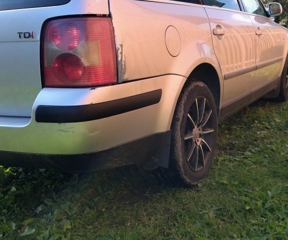 Сірий Фольксваген Пассат Варіант, об'ємом двигуна 0 л та пробігом 150 тис. км за 2700 $, фото 2 на Automoto.ua