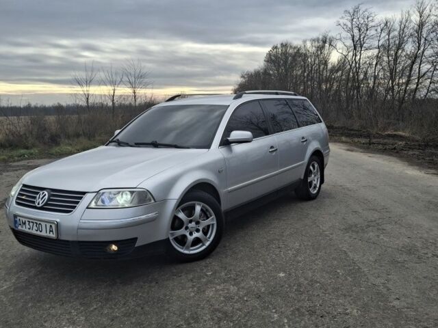 Сірий Фольксваген Пассат Варіант, об'ємом двигуна 2 л та пробігом 215 тис. км за 4500 $, фото 1 на Automoto.ua