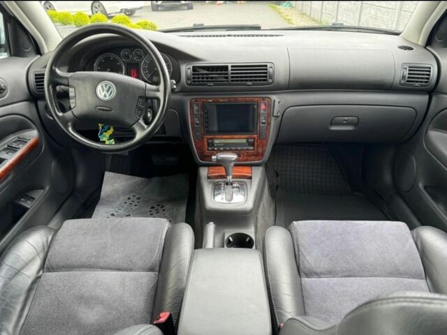 Серый Фольксваген Пассат Вариант, объемом двигателя 2.5 л и пробегом 230 тыс. км за 1350 $, фото 4 на Automoto.ua