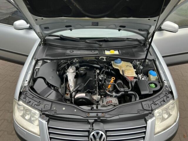 Серый Фольксваген Пассат Вариант, объемом двигателя 1.9 л и пробегом 438 тыс. км за 3600 $, фото 5 на Automoto.ua