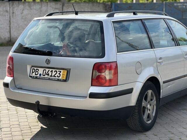 Серый Фольксваген Пассат Вариант, объемом двигателя 0 л и пробегом 198 тыс. км за 4400 $, фото 3 на Automoto.ua