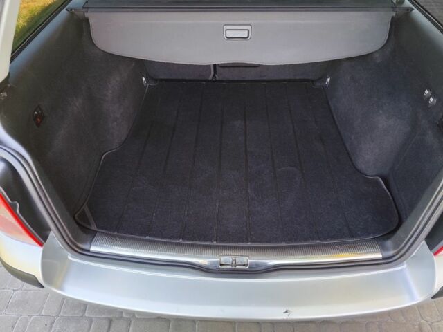 Фольксваген Пассат Вариант 2003 в Киеве на Automoto.ua Серый Фольксваген Пассат Вариант, объемом двигателя 1.8 л и пробегом 320 тыс. км за 4700 $, фото 10 на Automoto.ua