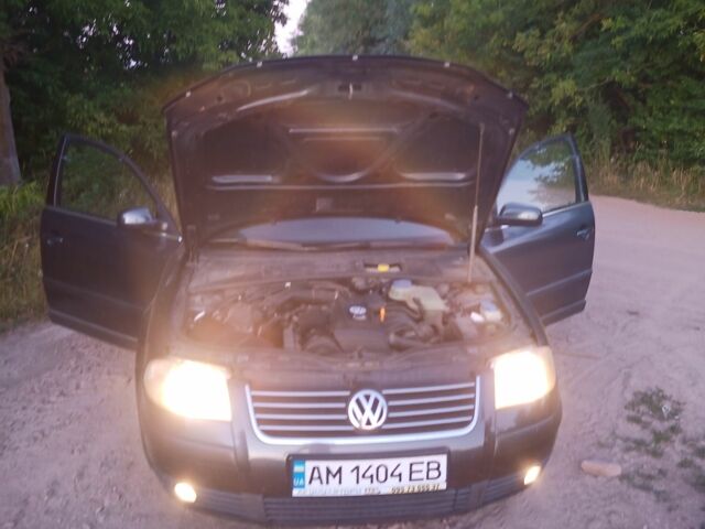 Сірий Фольксваген Пассат Варіант, об'ємом двигуна 1.6 л та пробігом 231 тис. км за 3599 $, фото 2 на Automoto.ua