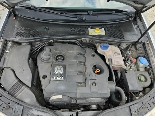 Серый Фольксваген Пассат Вариант, объемом двигателя 1.9 л и пробегом 266 тыс. км за 1400 $, фото 13 на Automoto.ua