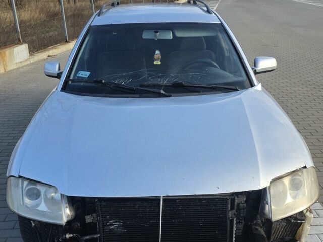 Серый Фольксваген Пассат Вариант, объемом двигателя 2 л и пробегом 444 тыс. км за 999 $, фото 1 на Automoto.ua