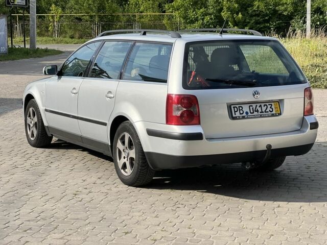 Серый Фольксваген Пассат Вариант, объемом двигателя 0 л и пробегом 198 тыс. км за 4400 $, фото 2 на Automoto.ua