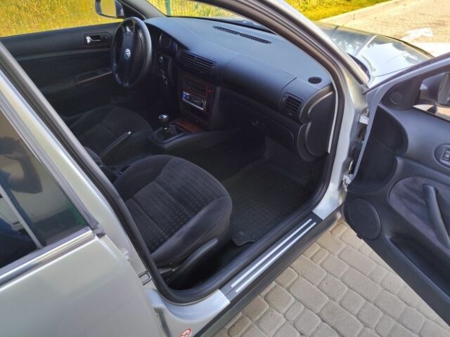 Фольксваген Пассат Вариант 2003 в Киеве на Automoto.ua Серый Фольксваген Пассат Вариант, объемом двигателя 1.8 л и пробегом 320 тыс. км за 4700 $, фото 20 на Automoto.ua