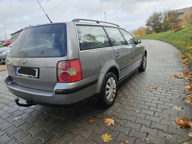 Фольксваген Пассат Варіант 2003 у Житомирі на Automoto.ua Сірий Фольксваген Пассат Варіант, об'ємом двигуна 1.9 л та пробігом 300 тис. км за 2100 $, фото 2 на Automoto.ua