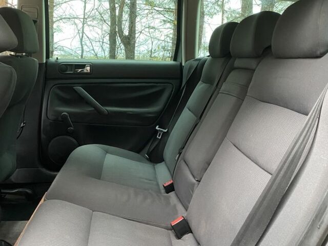 Серый Фольксваген Пассат Вариант, объемом двигателя 1.6 л и пробегом 166 тыс. км за 4700 $, фото 12 на Automoto.ua