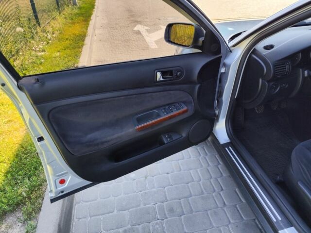 Фольксваген Пассат Вариант 2003 в Киеве на Automoto.ua Серый Фольксваген Пассат Вариант, объемом двигателя 1.8 л и пробегом 320 тыс. км за 4700 $, фото 8 на Automoto.ua