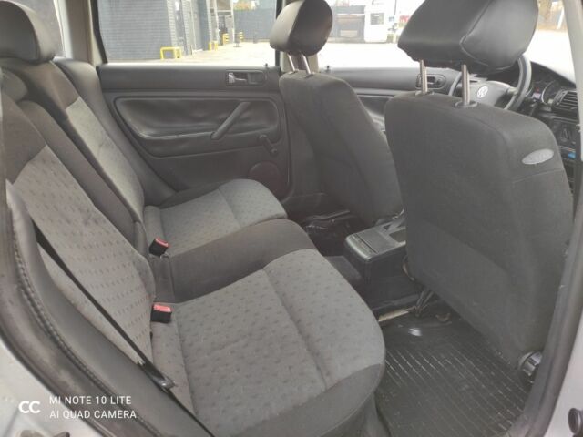 Сірий Фольксваген Пассат Варіант, об'ємом двигуна 1.9 л та пробігом 350 тис. км за 3900 $, фото 18 на Automoto.ua