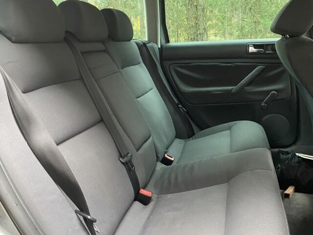 Серый Фольксваген Пассат Вариант, объемом двигателя 1.6 л и пробегом 166 тыс. км за 4700 $, фото 13 на Automoto.ua