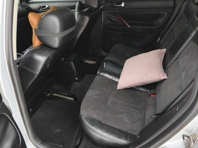 Серый Фольксваген Пассат Вариант, объемом двигателя 1.8 л и пробегом 237 тыс. км за 3999 $, фото 4 на Automoto.ua