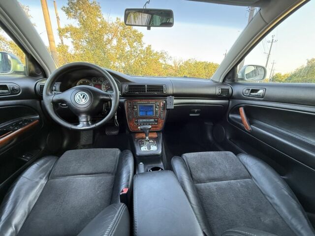 Серый Фольксваген Пассат Вариант, объемом двигателя 2.5 л и пробегом 280 тыс. км за 2600 $, фото 5 на Automoto.ua