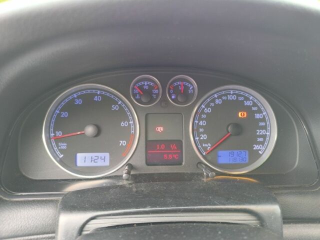 Сірий Фольксваген Пассат Варіант, об'ємом двигуна 1.6 л та пробігом 118 тис. км за 5700 $, фото 14 на Automoto.ua