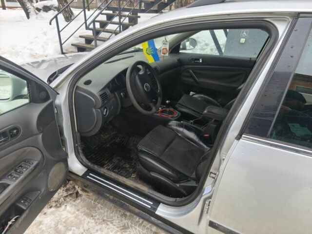 Серый Фольксваген Пассат Вариант, объемом двигателя 0 л и пробегом 334 тыс. км за 2500 $, фото 5 на Automoto.ua