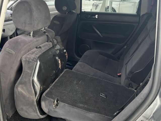 Серый Фольксваген Пассат Вариант, объемом двигателя 1.8 л и пробегом 240 тыс. км за 4700 $, фото 9 на Automoto.ua