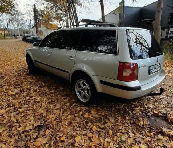 Сірий Фольксваген Пассат Варіант, об'ємом двигуна 1.6 л та пробігом 161 тис. км за 4850 $, фото 2 на Automoto.ua