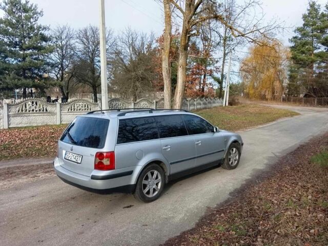 Сірий Фольксваген Пассат Варіант, об'ємом двигуна 1.9 л та пробігом 241 тис. км за 1750 $, фото 3 на Automoto.ua