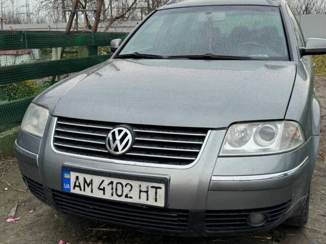 Сірий Фольксваген Пассат Варіант, об'ємом двигуна 2.5 л та пробігом 280 тис. км за 3600 $, фото 4 на Automoto.ua