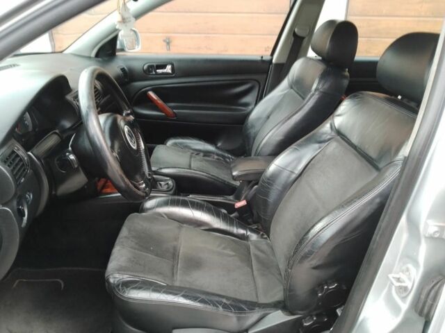 Серый Фольксваген Пассат Вариант, объемом двигателя 1.9 л и пробегом 250 тыс. км за 1850 $, фото 5 на Automoto.ua