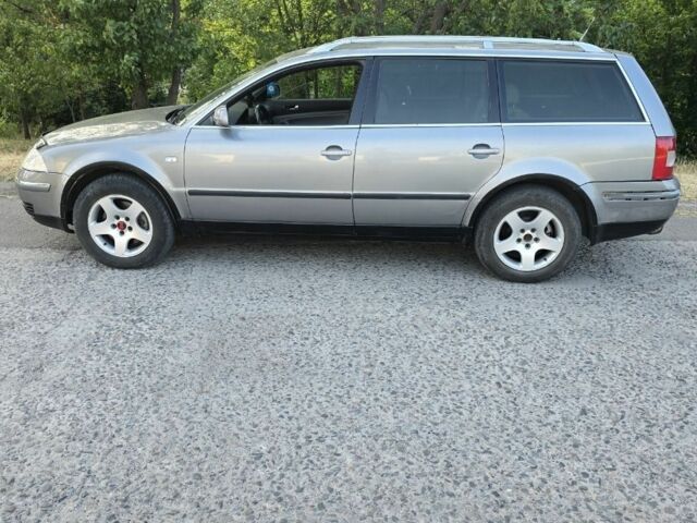 Серый Фольксваген Пассат Вариант, объемом двигателя 2.5 л и пробегом 390 тыс. км за 3400 $, фото 5 на Automoto.ua