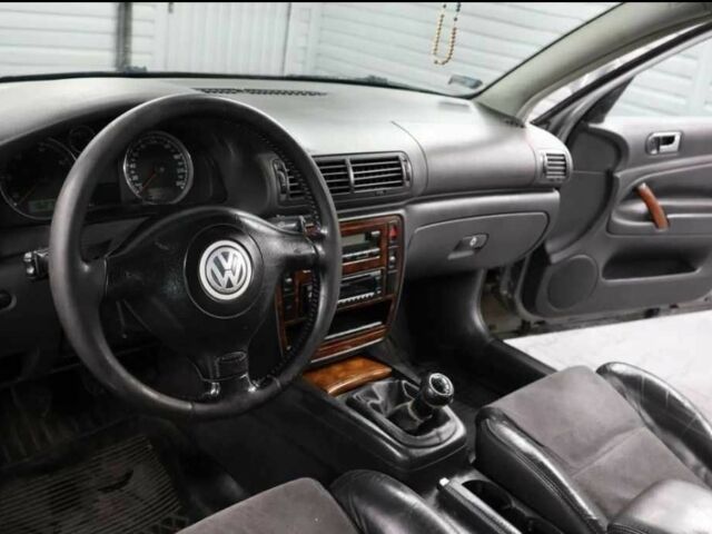 Сірий Фольксваген Пассат Варіант, об'ємом двигуна 1.9 л та пробігом 213 тис. км за 1450 $, фото 5 на Automoto.ua