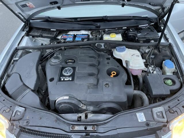 Серый Фольксваген Пассат Вариант, объемом двигателя 1.9 л и пробегом 330 тыс. км за 2500 $, фото 19 на Automoto.ua