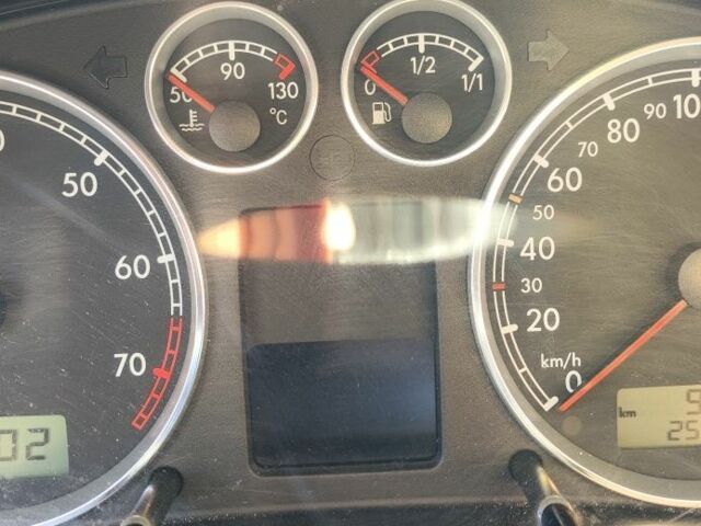 Серый Фольксваген Пассат Вариант, объемом двигателя 1.6 л и пробегом 260 тыс. км за 4000 $, фото 10 на Automoto.ua