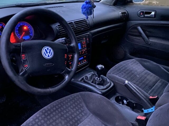 Серый Фольксваген Пассат Вариант, объемом двигателя 1.9 л и пробегом 256 тыс. км за 1400 $, фото 6 на Automoto.ua