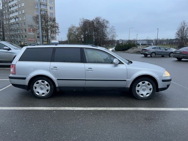 Серый Фольксваген Пассат Вариант, объемом двигателя 1.9 л и пробегом 330 тыс. км за 2500 $, фото 3 на Automoto.ua