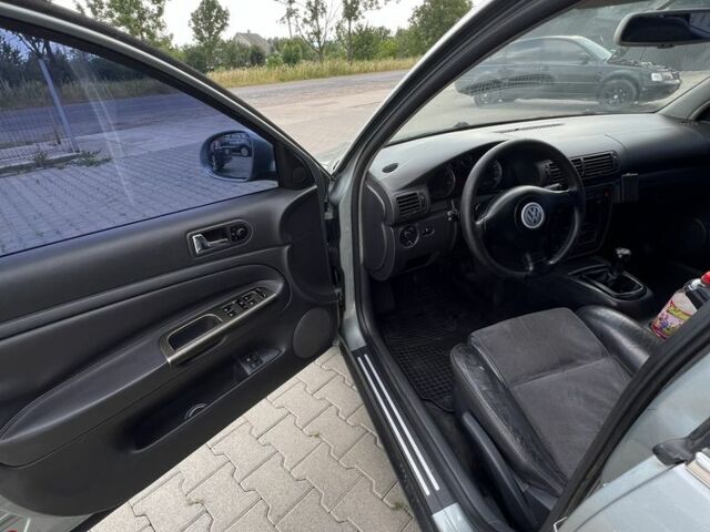 Сірий Фольксваген Пассат Варіант, об'ємом двигуна 2 л та пробігом 280 тис. км за 3550 $, фото 8 на Automoto.ua