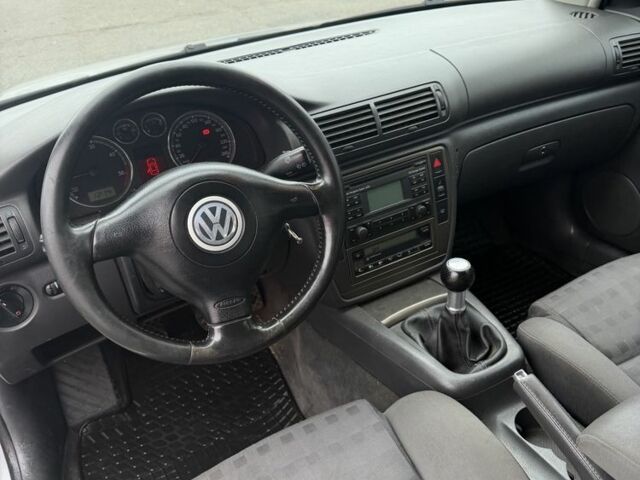 Серый Фольксваген Пассат Вариант, объемом двигателя 2 л и пробегом 250 тыс. км за 3850 $, фото 7 на Automoto.ua