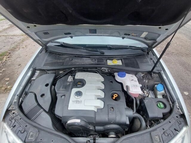 Серый Фольксваген Пассат Вариант, объемом двигателя 2 л и пробегом 443 тыс. км за 3600 $, фото 4 на Automoto.ua