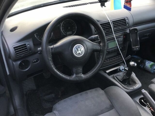 Фольксваген Пассат Вариант 2004 в Краматорске на Automoto.ua Серый Фольксваген Пассат Вариант, объемом двигателя 1.9 л и пробегом 368 тыс. км за 2500 $, фото 6 на Automoto.ua