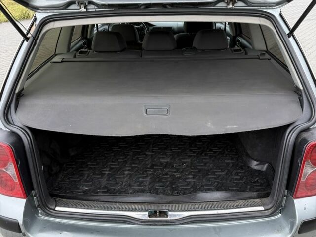 Серый Фольксваген Пассат Вариант, объемом двигателя 2 л и пробегом 365 тыс. км за 4300 $, фото 17 на Automoto.ua