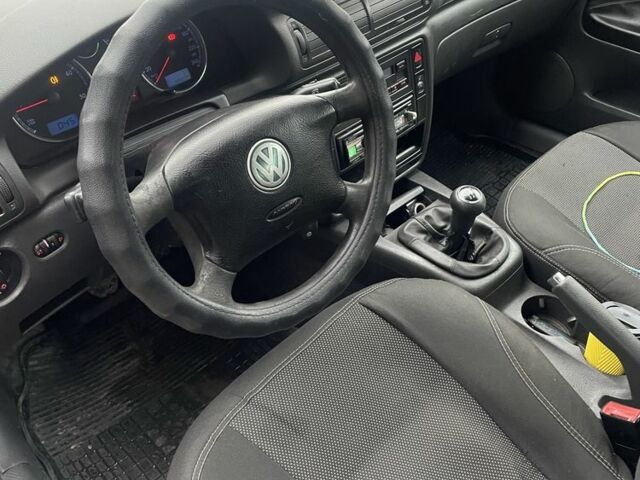 Серый Фольксваген Пассат Вариант, объемом двигателя 1.9 л и пробегом 428 тыс. км за 4150 $, фото 7 на Automoto.ua