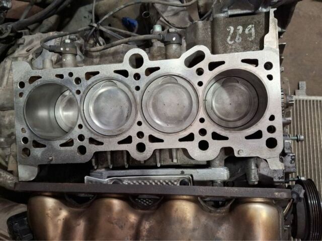 Серый Фольксваген Пассат Вариант, объемом двигателя 2 л и пробегом 255 тыс. км за 6000 $, фото 10 на Automoto.ua