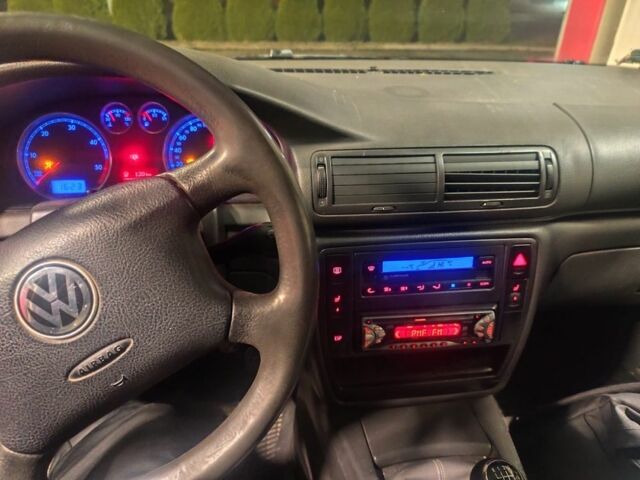 Серый Фольксваген Пассат Вариант, объемом двигателя 1.9 л и пробегом 340 тыс. км за 2000 $, фото 6 на Automoto.ua