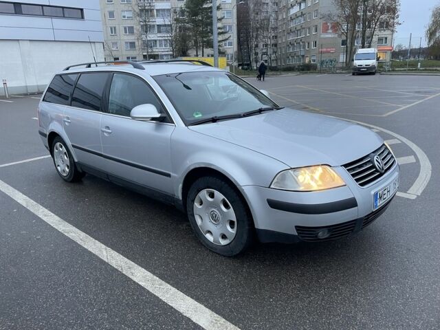 Серый Фольксваген Пассат Вариант, объемом двигателя 1.9 л и пробегом 330 тыс. км за 2500 $, фото 2 на Automoto.ua