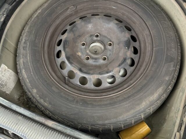 Серый Фольксваген Пассат Вариант, объемом двигателя 2 л и пробегом 365 тыс. км за 4300 $, фото 19 на Automoto.ua