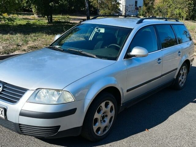 Серый Фольксваген Пассат Вариант, объемом двигателя 1.6 л и пробегом 260 тыс. км за 4000 $, фото 4 на Automoto.ua