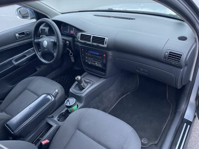 Серый Фольксваген Пассат Вариант, объемом двигателя 1.9 л и пробегом 330 тыс. км за 2500 $, фото 12 на Automoto.ua